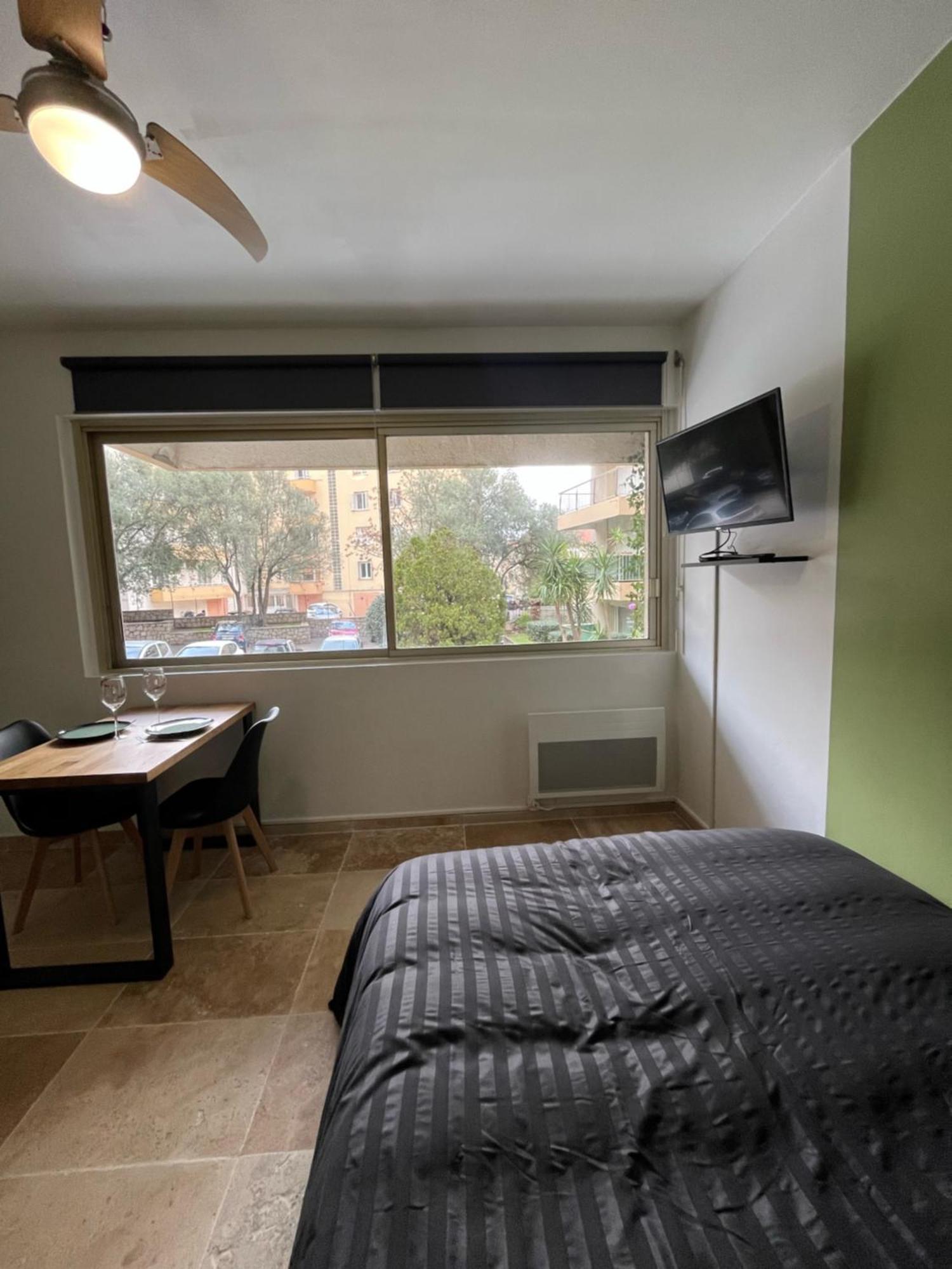 Appartement Douillet En Ville 阿雅克肖 外观 照片